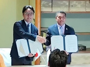 タイ王国・プーケット県との「交流推進を目的とする覚書」調印式の画像01
