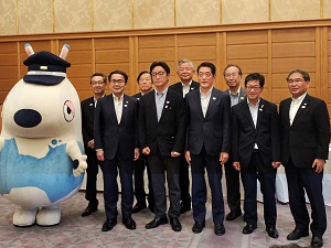 四国の新幹線早期実現に向けた署名活動の中間発表の画像01