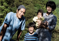 家族が写っている写真